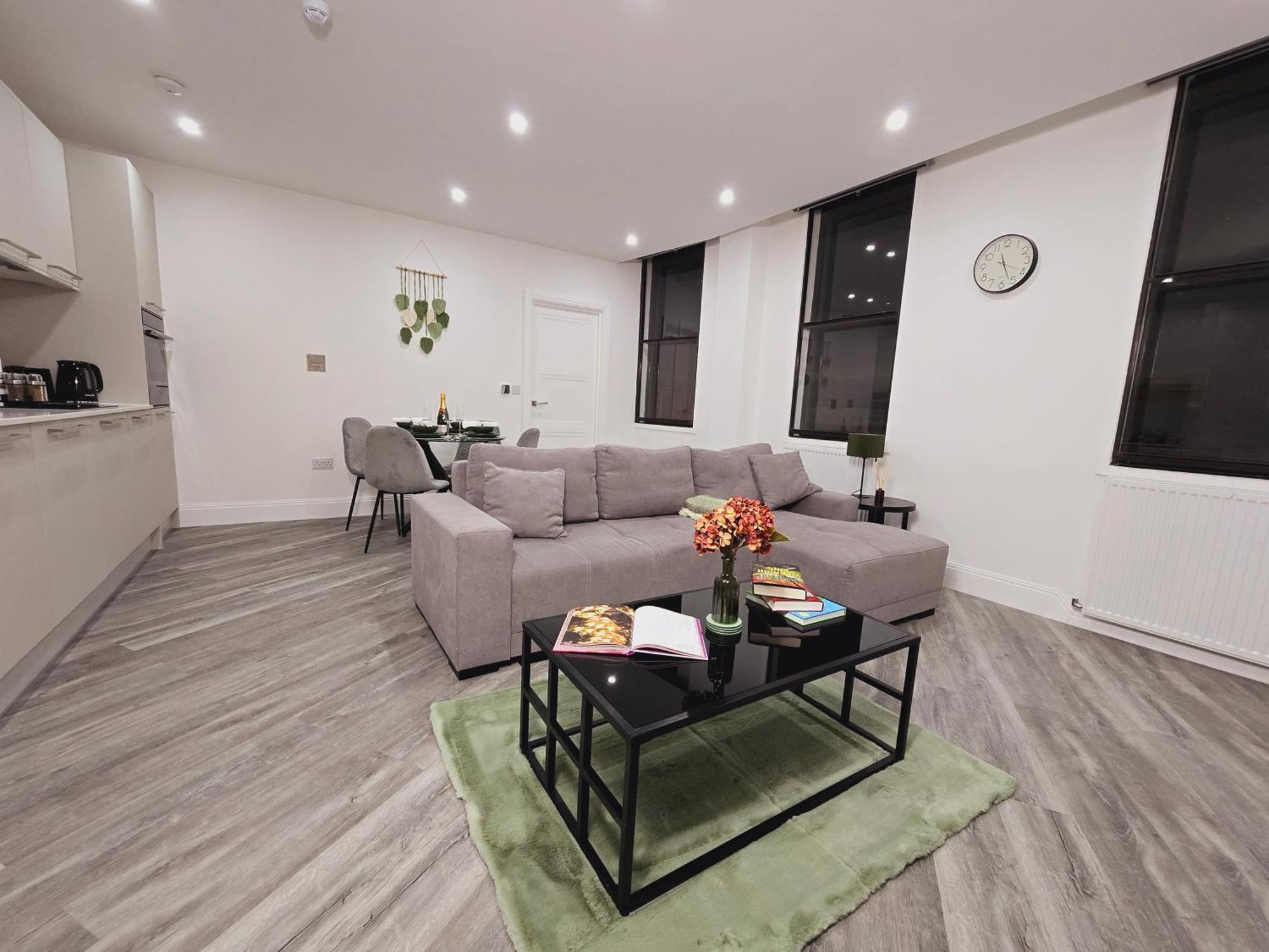 Abbey Corner By Nivaas Apartment Reading Exterior photo