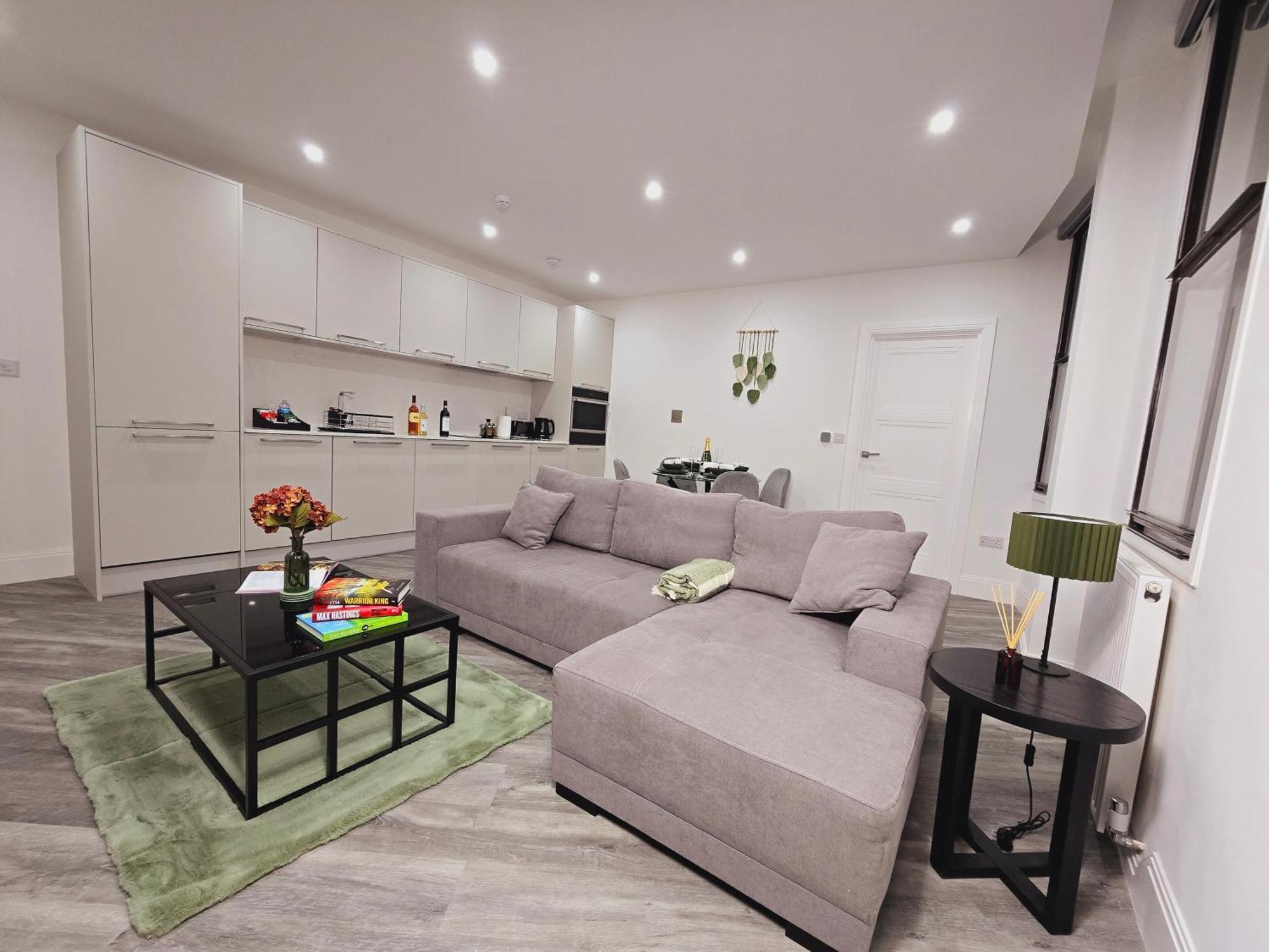 Abbey Corner By Nivaas Apartment Reading Exterior photo